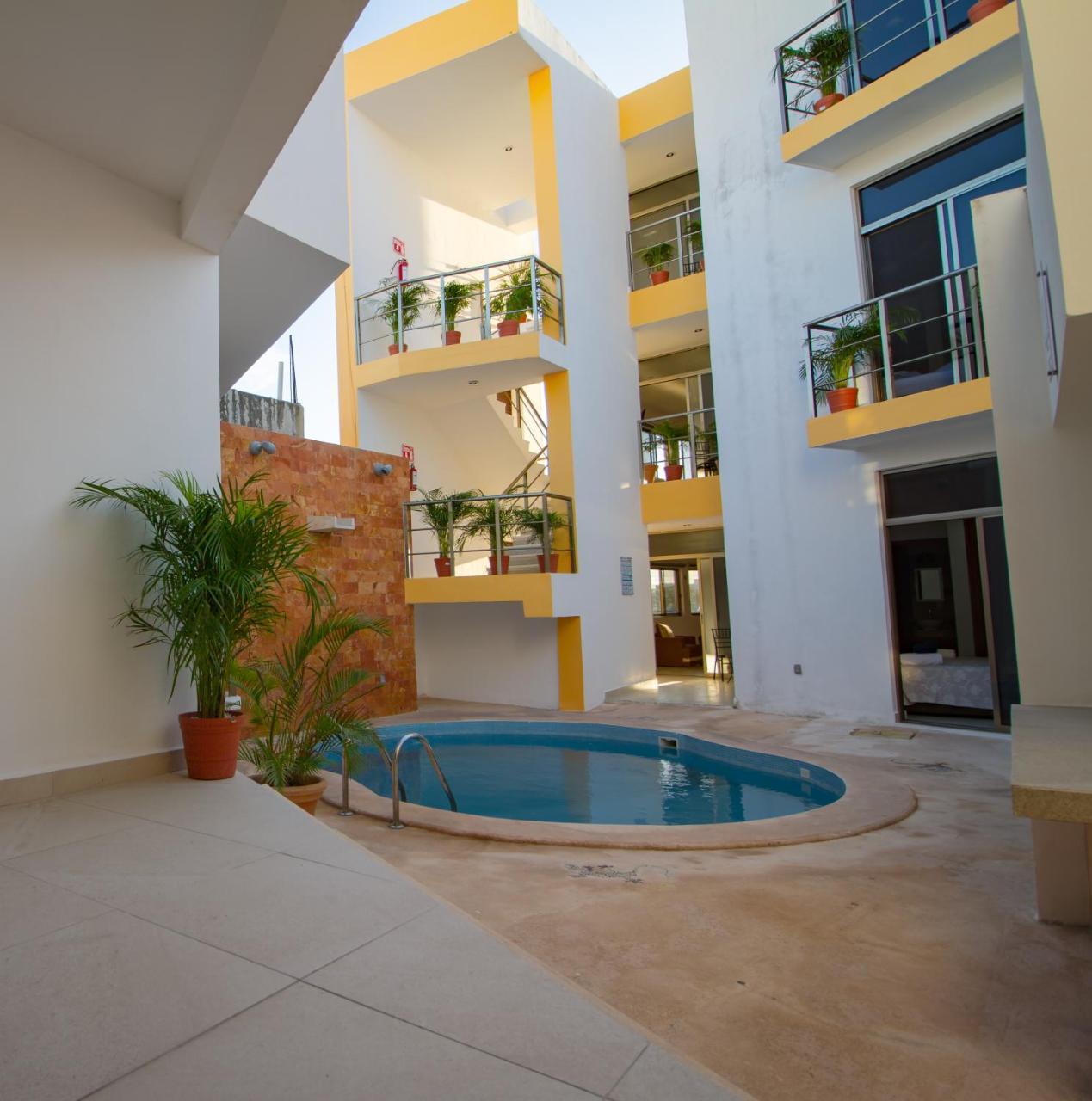 Sunset Isla Mujeres Aparthotel Exterior foto